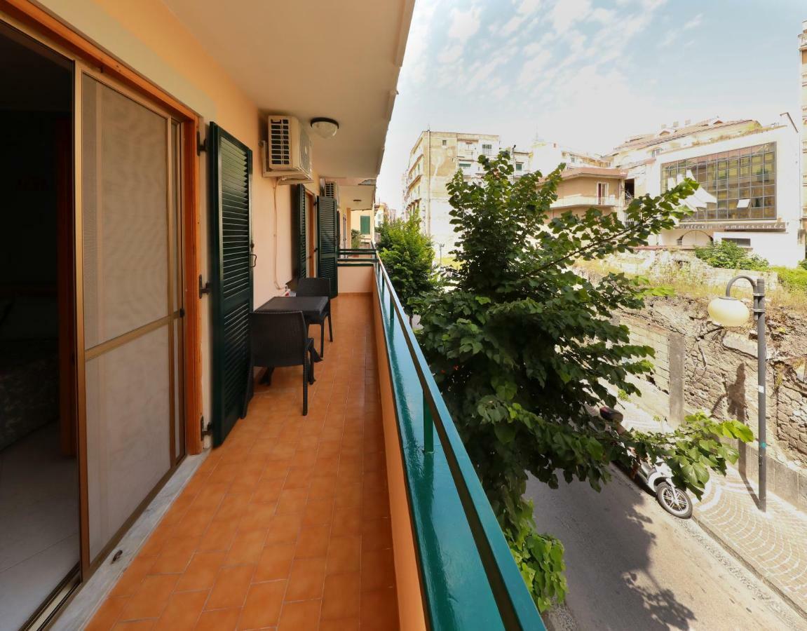 Raimo House Lägenhet Castellammare di Stabia Exteriör bild