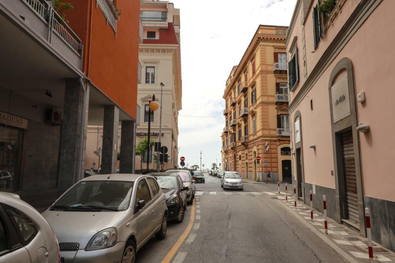 Raimo House Lägenhet Castellammare di Stabia Exteriör bild